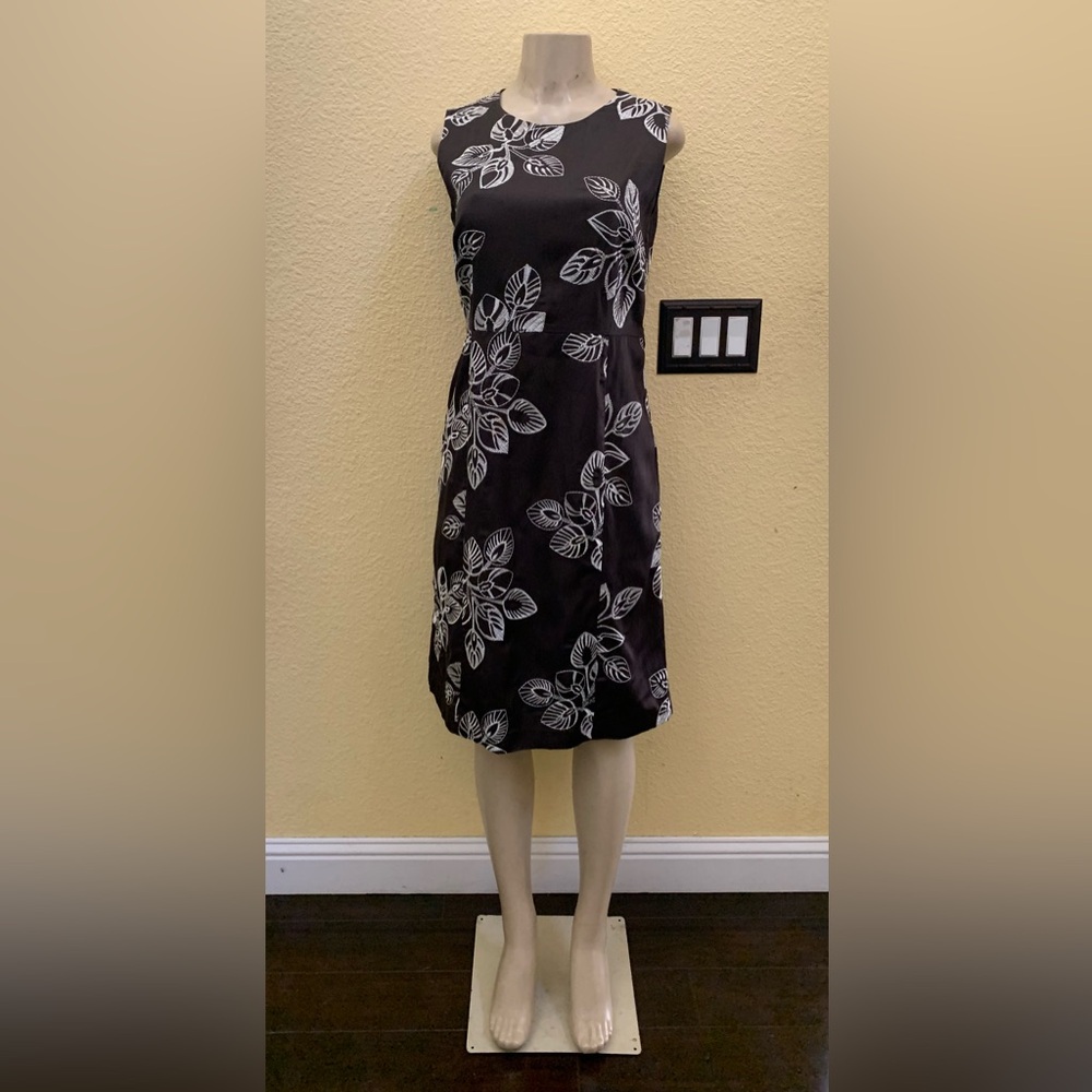 Monsoon Size 8 Brown With White Embroidered Leafs Sleeveless Sheath Dress